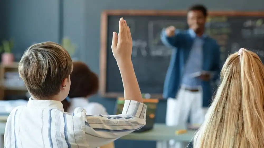 Following Giant Footsteps: Vygotsky, Dewey, and AI Technology in Supporting Neurodiverse Students
